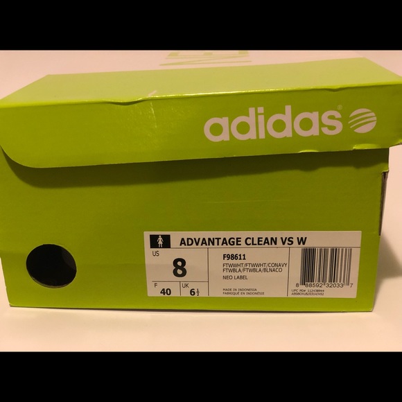 NWT : Adidas sneakers 👟 - Picture 7 of 7